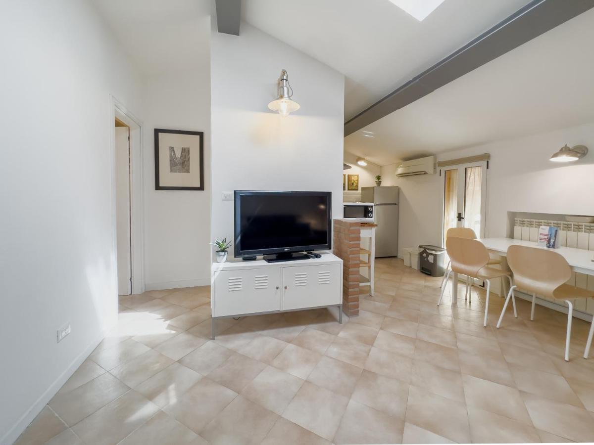 Realkasa Carro 7 Apartment Bologna Exteriör bild